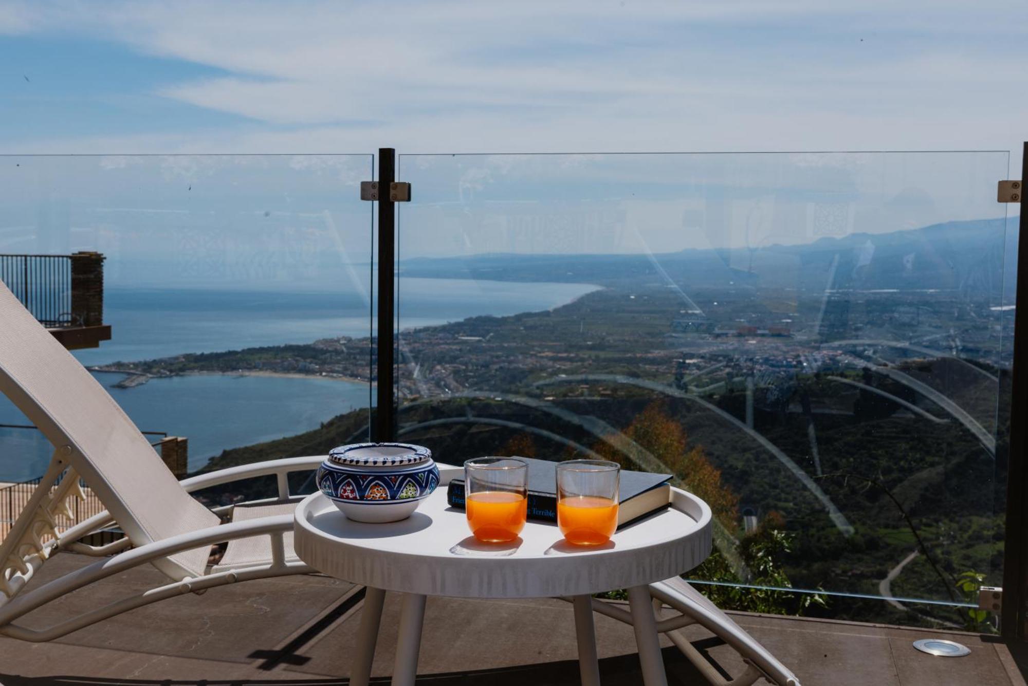 Villa Da Vinci Luxury Panoramic Apartments - Taormina Rooms Collection ภายนอก รูปภาพ